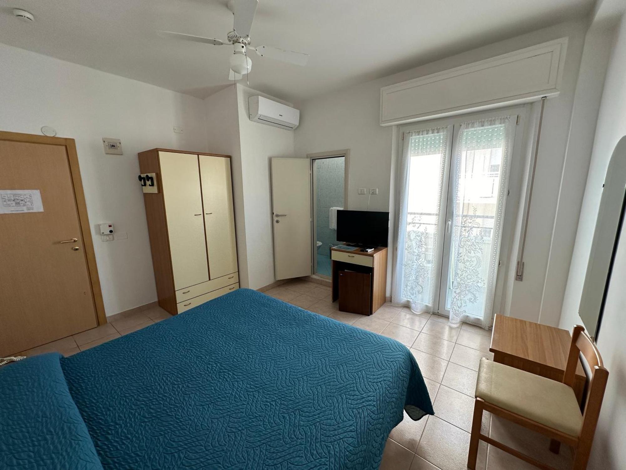 Hotel La Plage Cattolica Exteriör bild